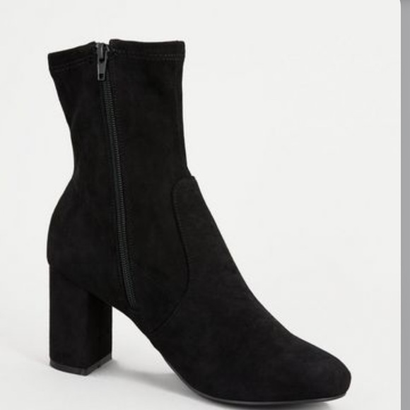 Old Navy Shoes - NWT black suede boots
